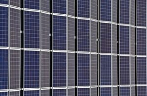 Miért éri meg befektetni napelemekbe